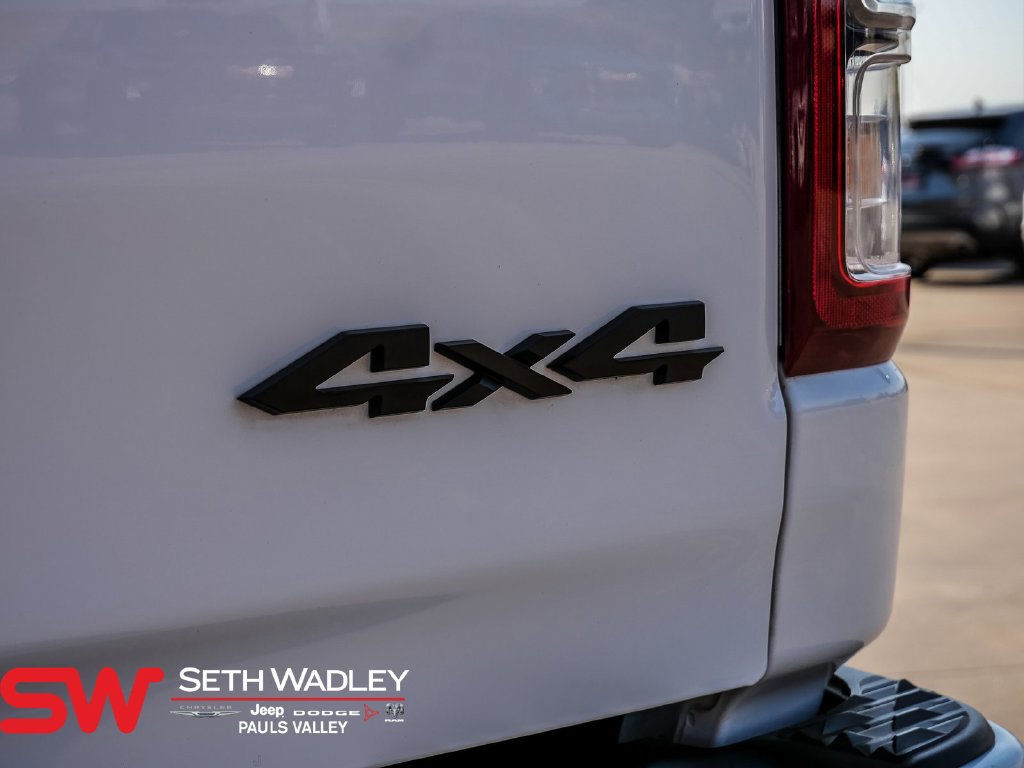 Used 2022 RAM 1500 Big Horn w/ Night Edition AWD/4WD image 15