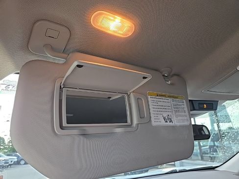 Used 2023 Nissan Rogue SV AWD/4WD image 62