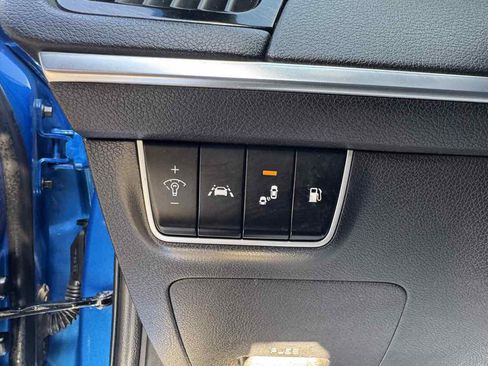 Used 2018 Kia Stinger GT image 10