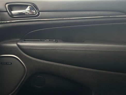 Used 2019 Jeep Grand Cherokee High Altitude image 44