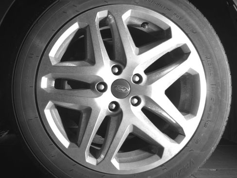Used 2013 Ford Fusion SE FWD image 30