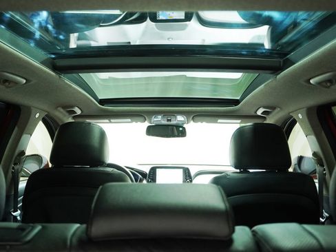 Used 2019 Hyundai Santa Fe AWD image 8