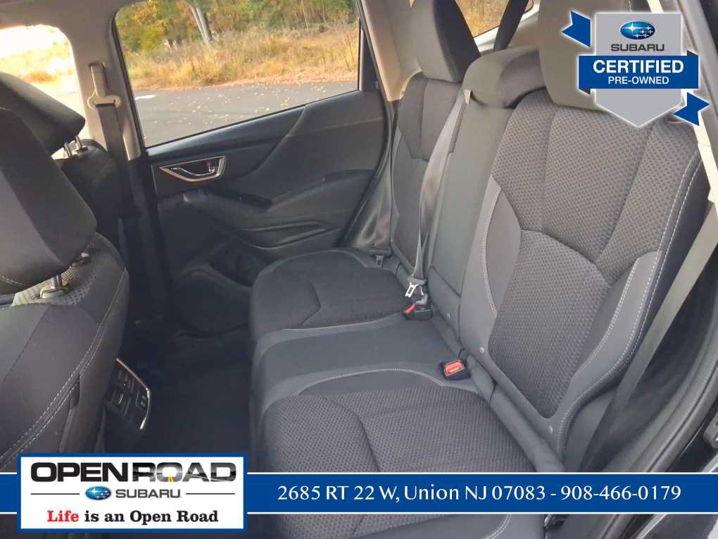 Used 2023 Subaru Forester Premium AWD/4WD image 21