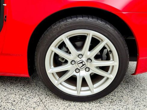 Used 2005 Honda S2000 image 9