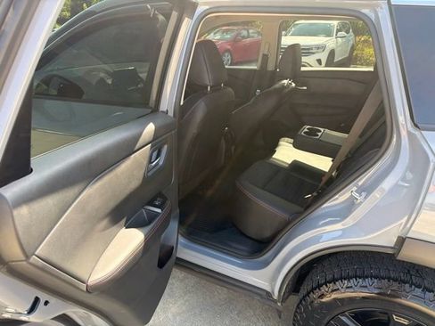 Used 2026 Nissan Rogue SV w/ Rock Creek Premium Package AWD/4WD image 18
