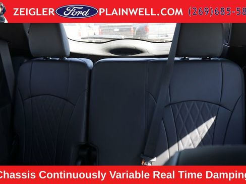 Used 2022 Buick Enclave Avenir w/ Avenir Technology Package AWD/4WD image 13