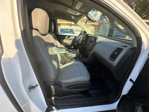 Used 2018 Chevrolet Colorado W/T w/ WT Convenience Package image 21