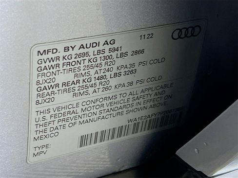 Used 2023 Audi Q5 e Premium Plus w/ Premium Plus Package image 33