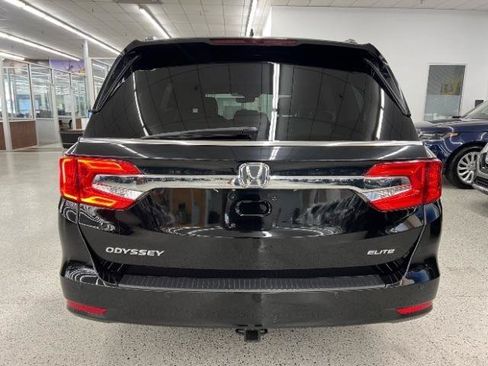 Used 2019 Honda Odyssey Elite image 6
