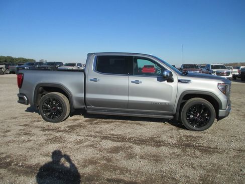 New 2026 GMC Sierra 1500 Denali w/ Denali Reserve Package image 3