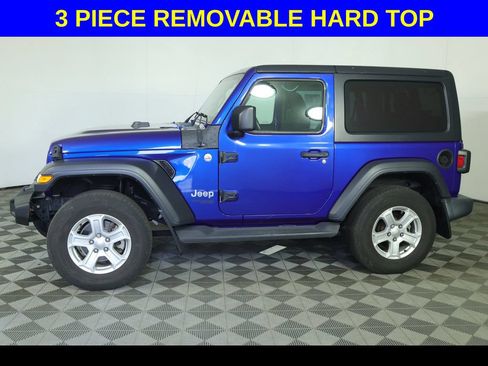 Used 2019 Jeep Wrangler Sport AWD/4WD image 6