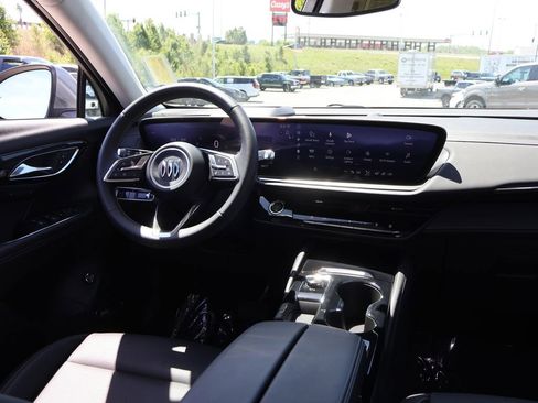 Used 2025 Buick Envision Preferred AWD/4WD image 13