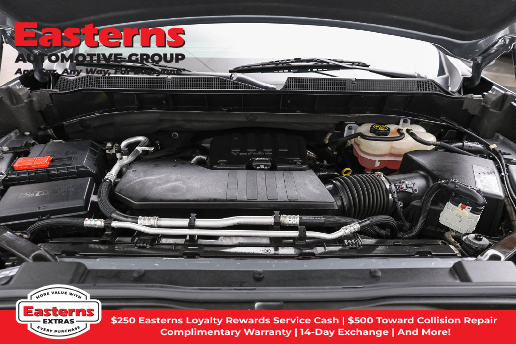 Used 2023 Chevrolet Silverado 1500 LT AWD/4WD image 8