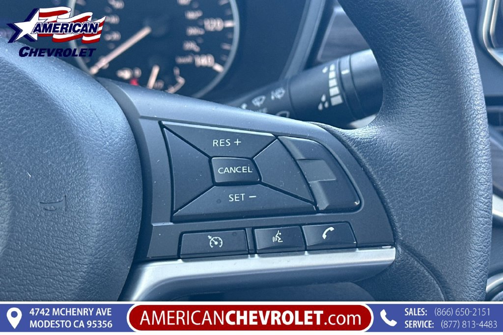 Used 2025 Nissan Altima 2.5 SV FWD image 32
