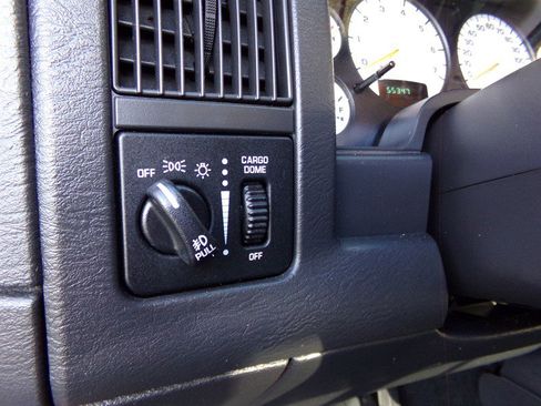 Used 2003 Dodge Ram 1500 Truck SLT image 59