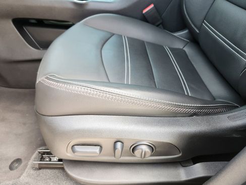 Used 2024 GMC Terrain Denali w/ Denali Premium Package image 22