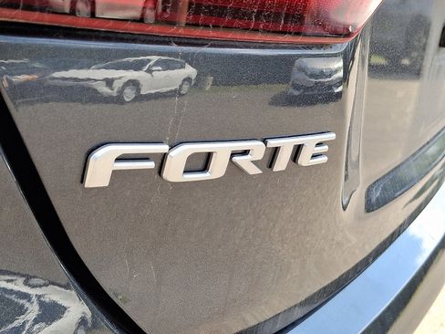 Used 2023 Kia Forte GT-Line w/ GT-Line Technology Package image 31