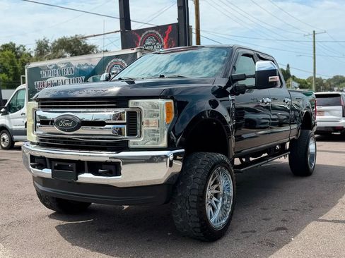 Used 2017 Ford F350 XL AWD/4WD image 3