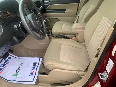 Used 2014 Jeep Compass Sport w/ Power Value Group image 5