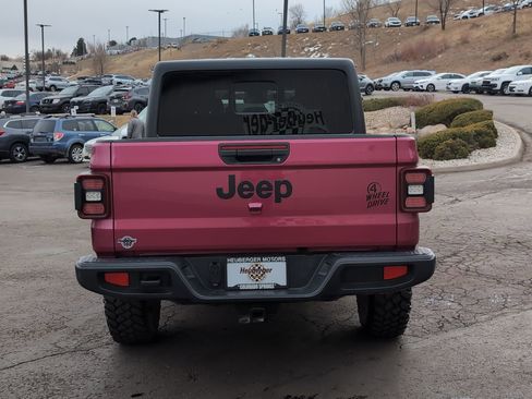 Used 2024 Jeep Gladiator Sport image 6