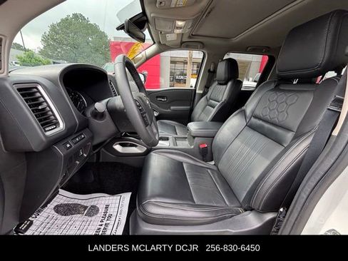 Used 2024 Nissan Frontier SL w/ Technology Package AWD/4WD image 21