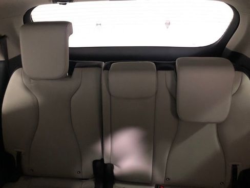 New 2026 Kia Carnival SX image 16