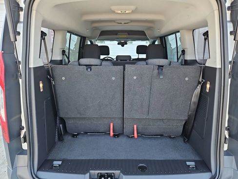Used 2018 Ford Transit Connect XL image 25