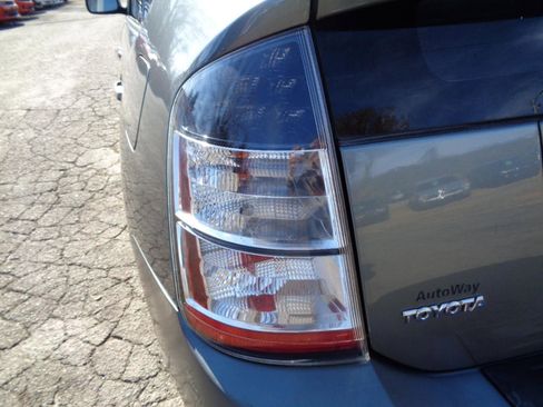 Used 2004 Toyota Prius image 12