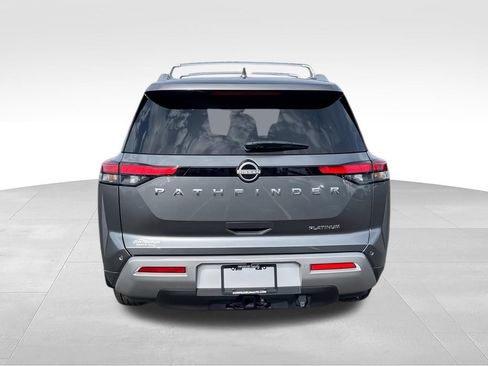Used 2025 Nissan Pathfinder Platinum w/ Cargo Package FWD image 7