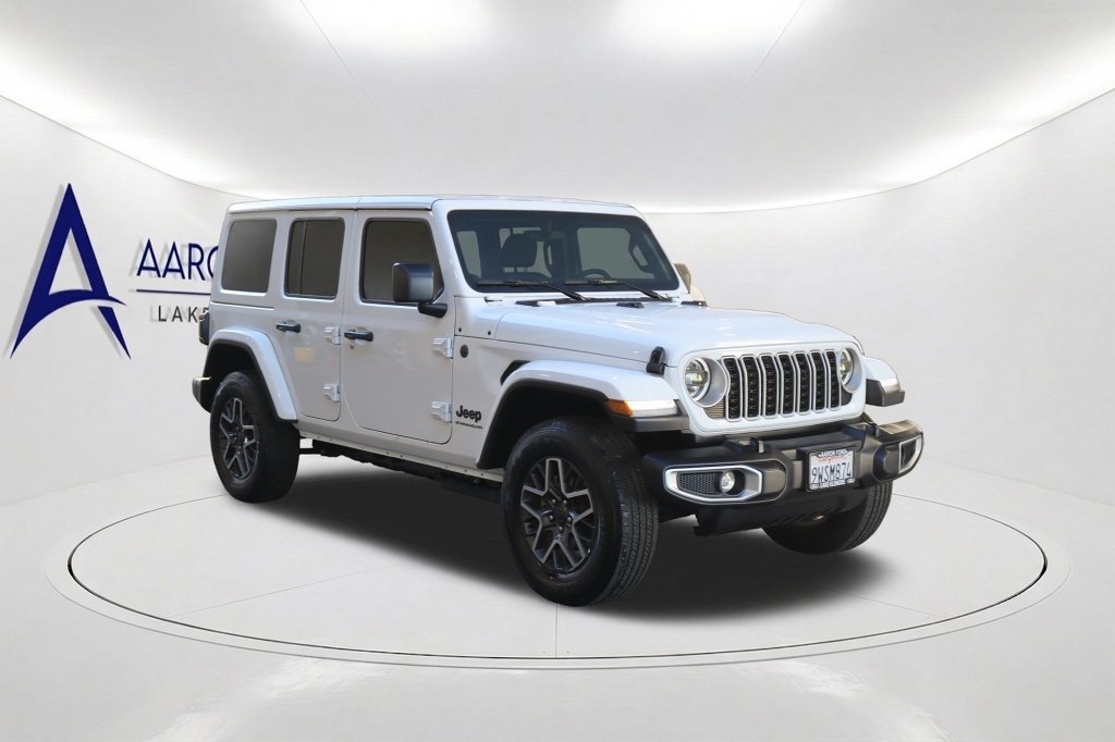 Used 2026 Jeep Wrangler Unlimited Sahara AWD/4WD image 3