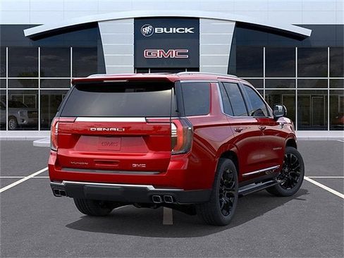 New 2026 GMC Yukon Denali w/ Sun & Power Step Package image 4