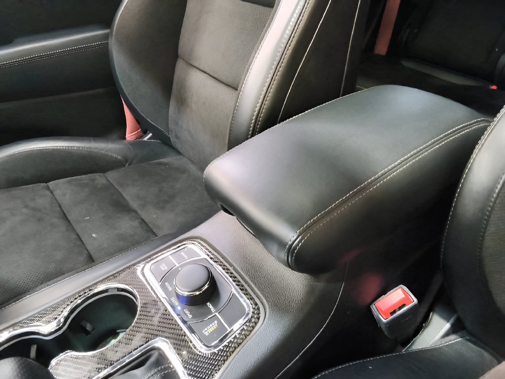 Used 2021 Jeep Grand Cherokee SRT AWD/4WD image 26