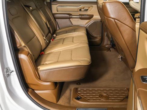 Used 2019 RAM 1500 Limited image 40