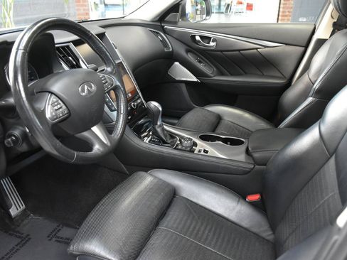 Used 2017 INFINITI Q50 Sport AWD/4WD image 24