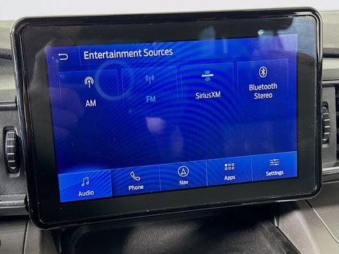 Used 2022 Ford Explorer XLT w/ Equipment Group 202A RWD image 36