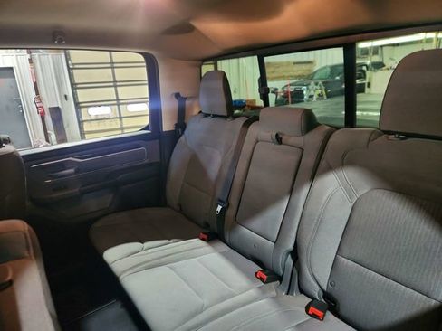 Used 2019 RAM 1500 Big Horn image 17