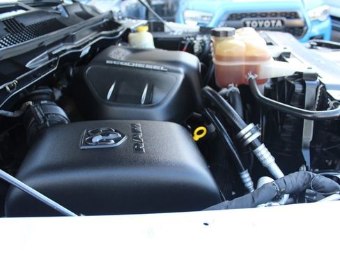 Used 2015 RAM 1500 Big Horn AWD/4WD image 33