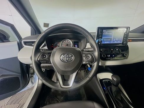 Used 2021 Toyota Corolla SE FWD image 14