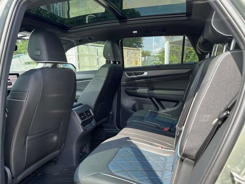 New 2026 Volkswagen Atlas Cross Sport SEL Premium R-Line AWD/4WD image 23