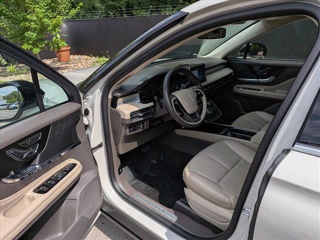Used 2022 Lincoln Corsair AWD w/ Equipment Group 101A image 27