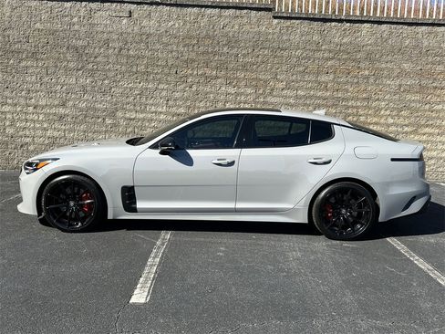 Used 2022 Kia Stinger GT1 w/ Red Interior Color Package image 8