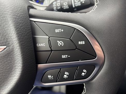 New 2026 Chrysler Pacifica Select image 22