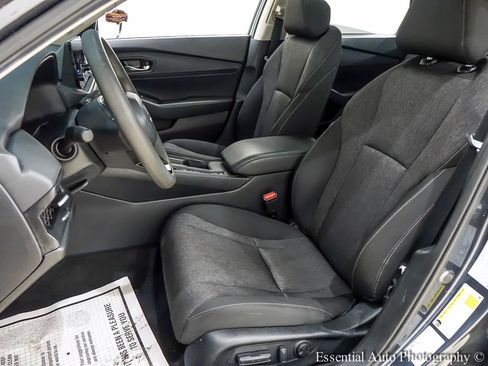 Used 2025 Honda Accord SE image 13