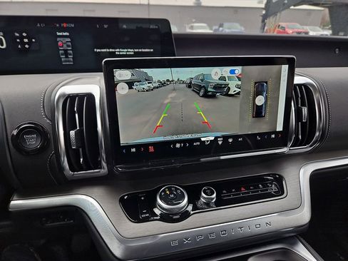 New 2026 Ford Expedition Max Platinum image 24