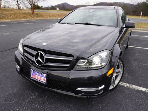 Used 2014 Mercedes-Benz C 250 Coupe image 5
