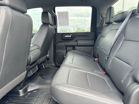 Used 2021 GMC Sierra 2500 4x4 Crew Cab w/ Gooseneck/5TH Wheel Package image 22