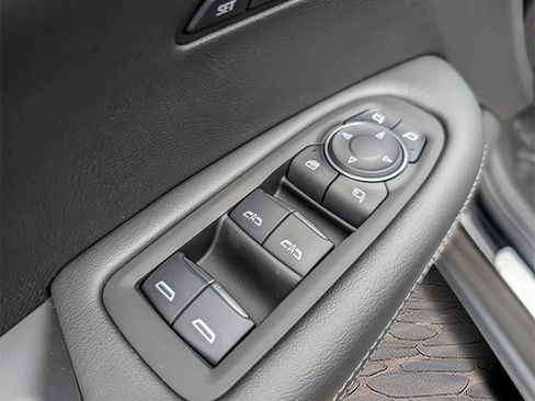 New 2025 Cadillac XT6 Premium Luxury image 11