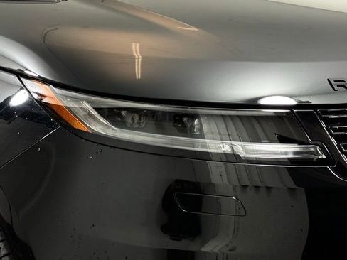 New 2026 Land Rover Range Rover Sport Dynamic SE image 11