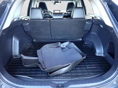 Used 2019 Toyota RAV4 XLE w/ Convenience Package AWD/4WD image 8