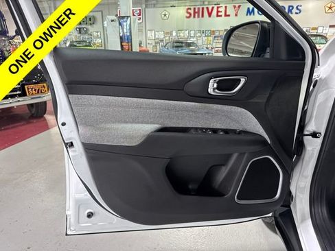 Used 2022 Jeep Compass Latitude AWD/4WD image 13